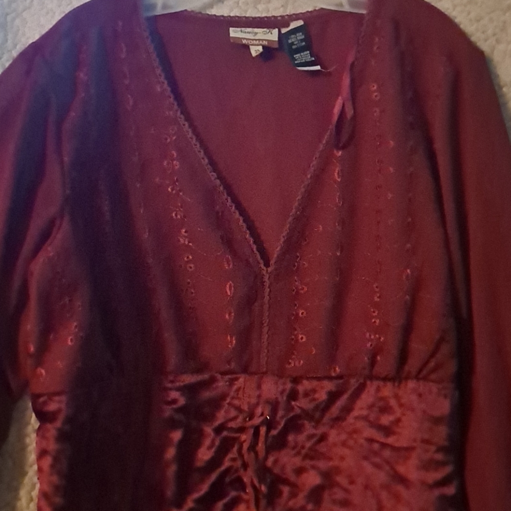 Sexy blood red corset top - Picture 2 of 10